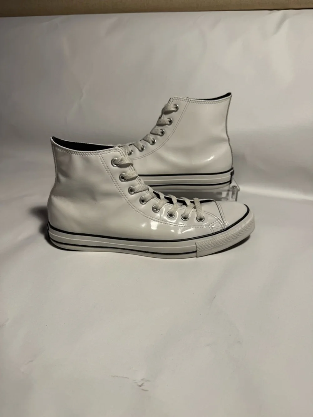 Converse Chuck Taylor Patent Leather White High Top Mens 9.5 Womens 11.5 - Picture 2 of 16